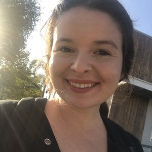 Meet your Posher, Cristina